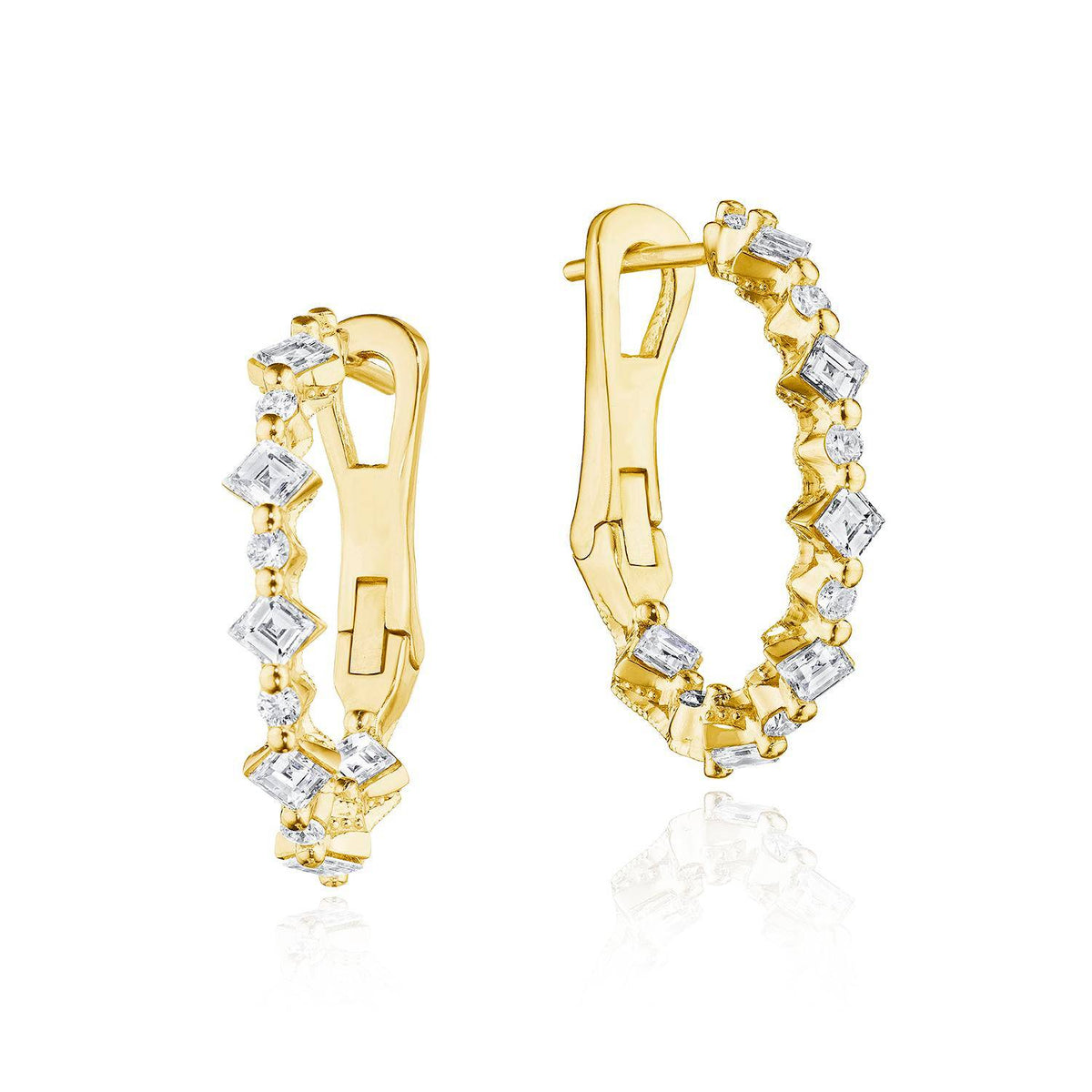 Carr������ and Round Small Diamond Hoop Earrings in 18kt Yellow Gold