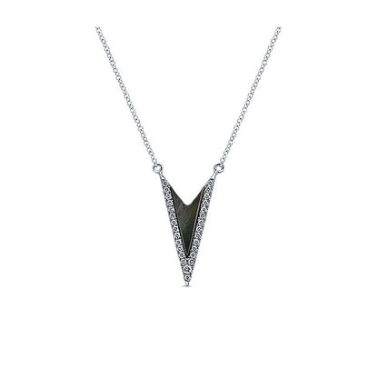 14k White Gold Diamond Black Mother Of Pearl Fashion Necklace