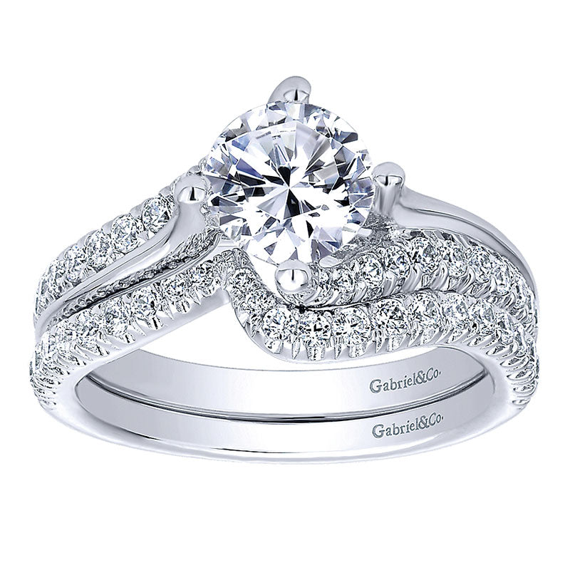Wedding Band 14k White Gold Diamond Curved