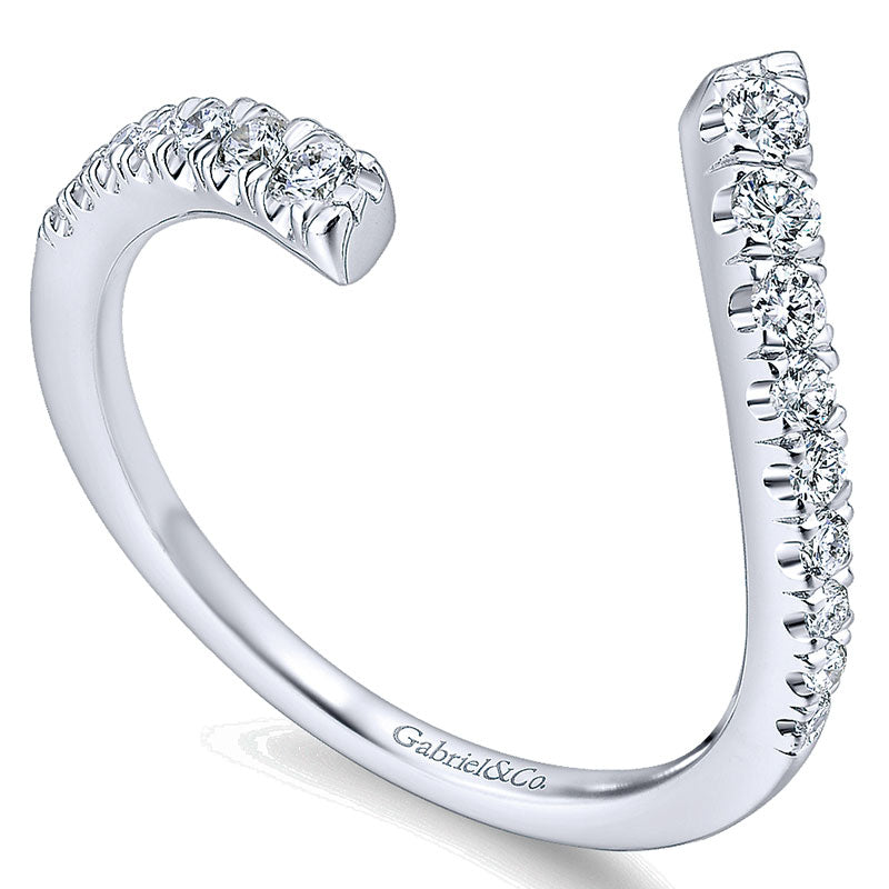 Wedding Band 14k White Gold Diamond Curved
