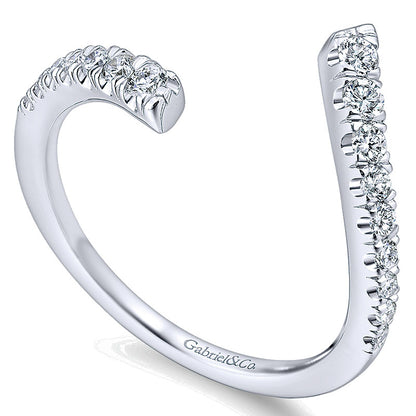 Wedding Band 14k White Gold Diamond Curved