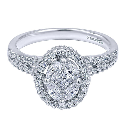 Ladies' Ring 14k White Gold Clustered Diamonds Fashion
