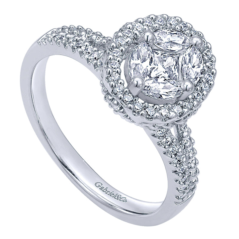Ladies' Ring 14k White Gold Clustered Diamonds Fashion