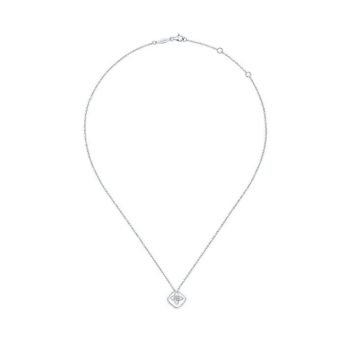 14k White Gold Diamond Fashion Necklace