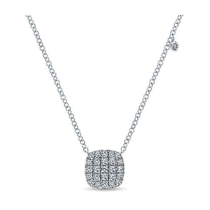 14k White Gold Diamond Fashion Necklace