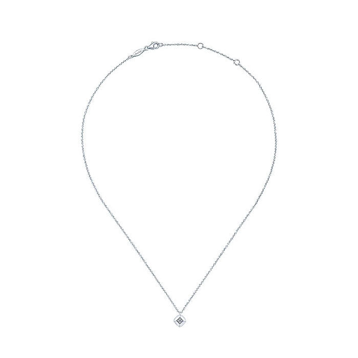 14k White Gold Diamond Fashion Necklace