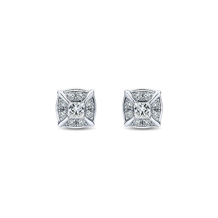 14k White Gold Diamond Stud Earrings