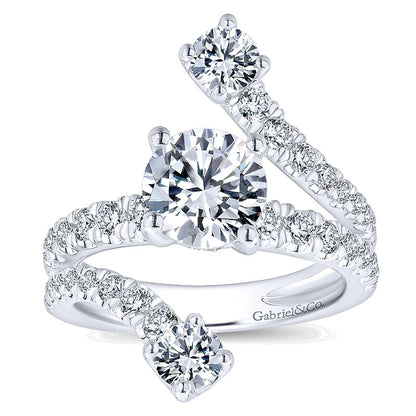 Engagement Ring 18k White Gold Diamond Split Shank