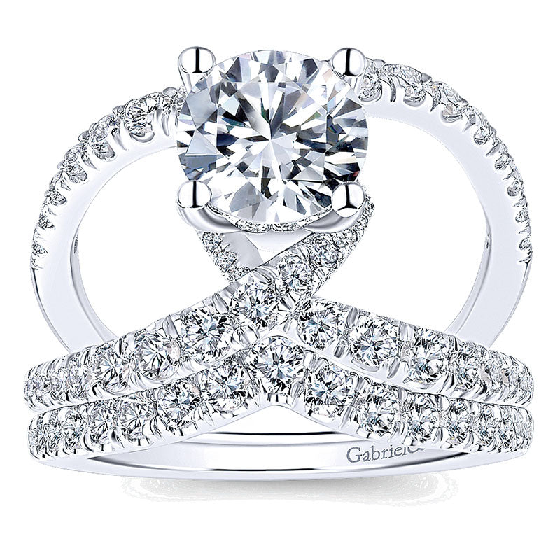 Engagement Ring 18k White Gold Diamond Split Shank