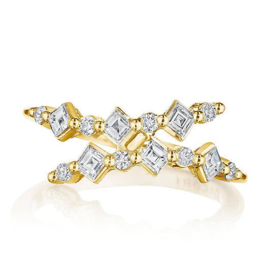 Carr������ and Round Diamond Ring in 18kt Yellow Gold