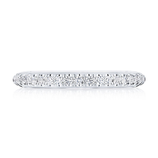 Single Row Pav�� Wedding Band