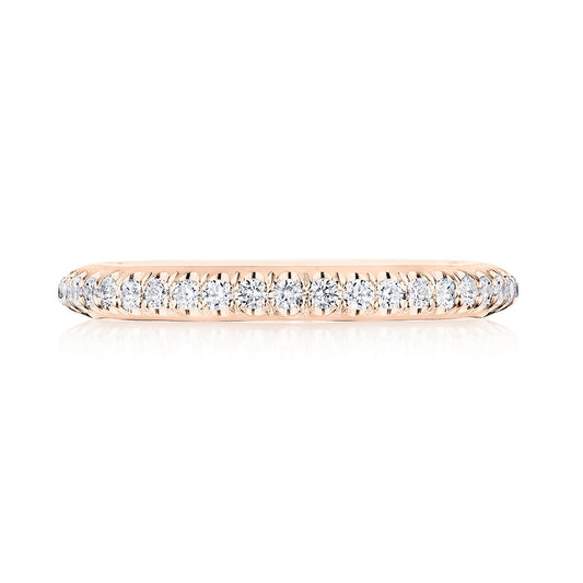 Single Row Pav�� Wedding Band