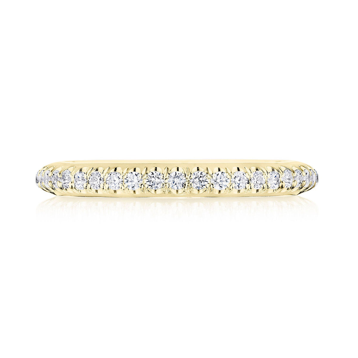 Single Row Pav�� Wedding Band