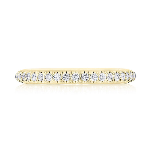 Single Row Pav�� Wedding Band