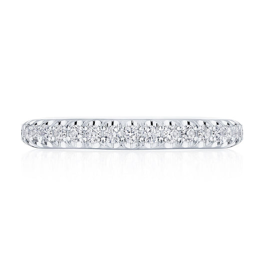 Single Row Pav�� Wedding Band