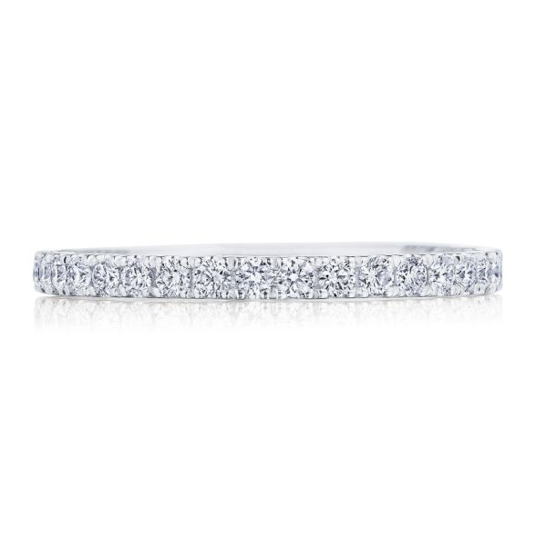 French Pav�� Diamond Wedding Band