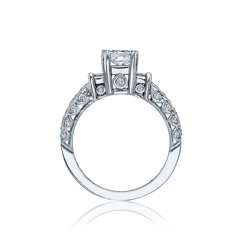 Classic Crescent ht2258