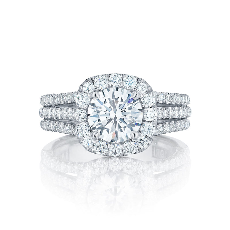 Petite Crescent ht2551cu75