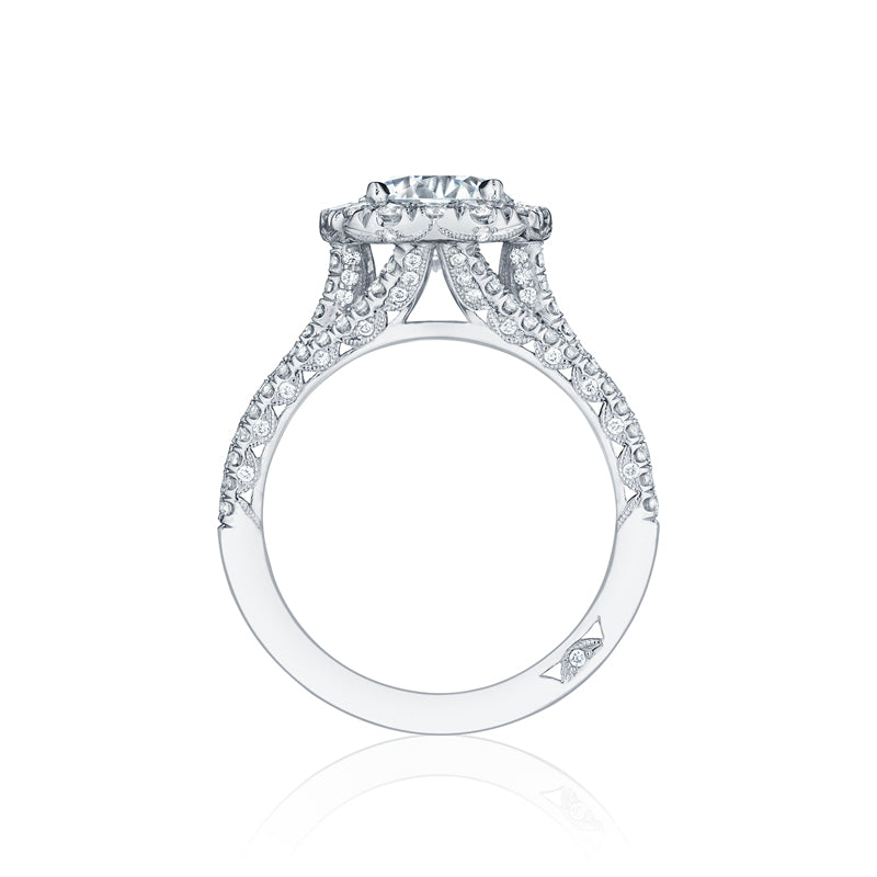 Petite Crescent ht2551cu75