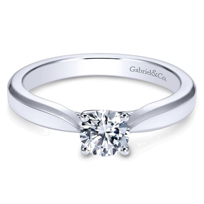 Engagement Ring Platinum Solitaire