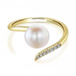 14k Yellow Gold Diamond Pearl Fashion Ladies' Ring