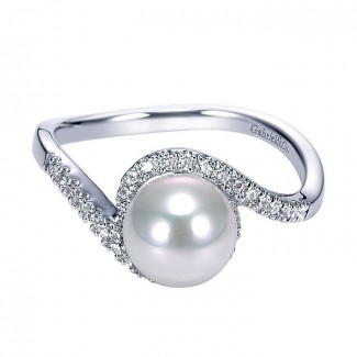 14k White Gold Diamond Pearl Fashion Ladies' Ring