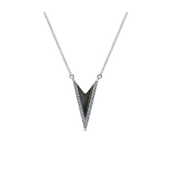 14k White Gold Diamond Black Mother Of Pearl Fashion Necklace