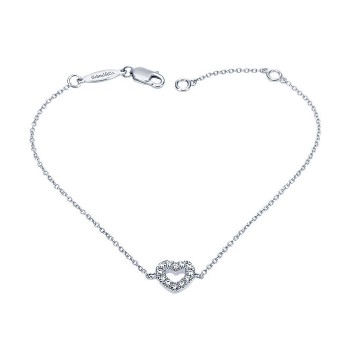 14k White Gold Diamond Heart Bracelet