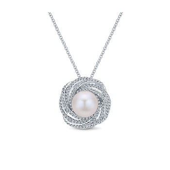 14k White Gold Diamond Pearl Fashion Necklace